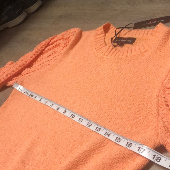 Brand🆕❤️🔥❤️ LOVE AT FIRST FIND knit top. - Picture 8 of 9